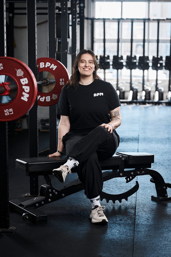 Female personal trainer in victoria bc gym